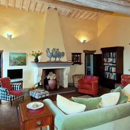 Villa Sleeps 8 Wifi *